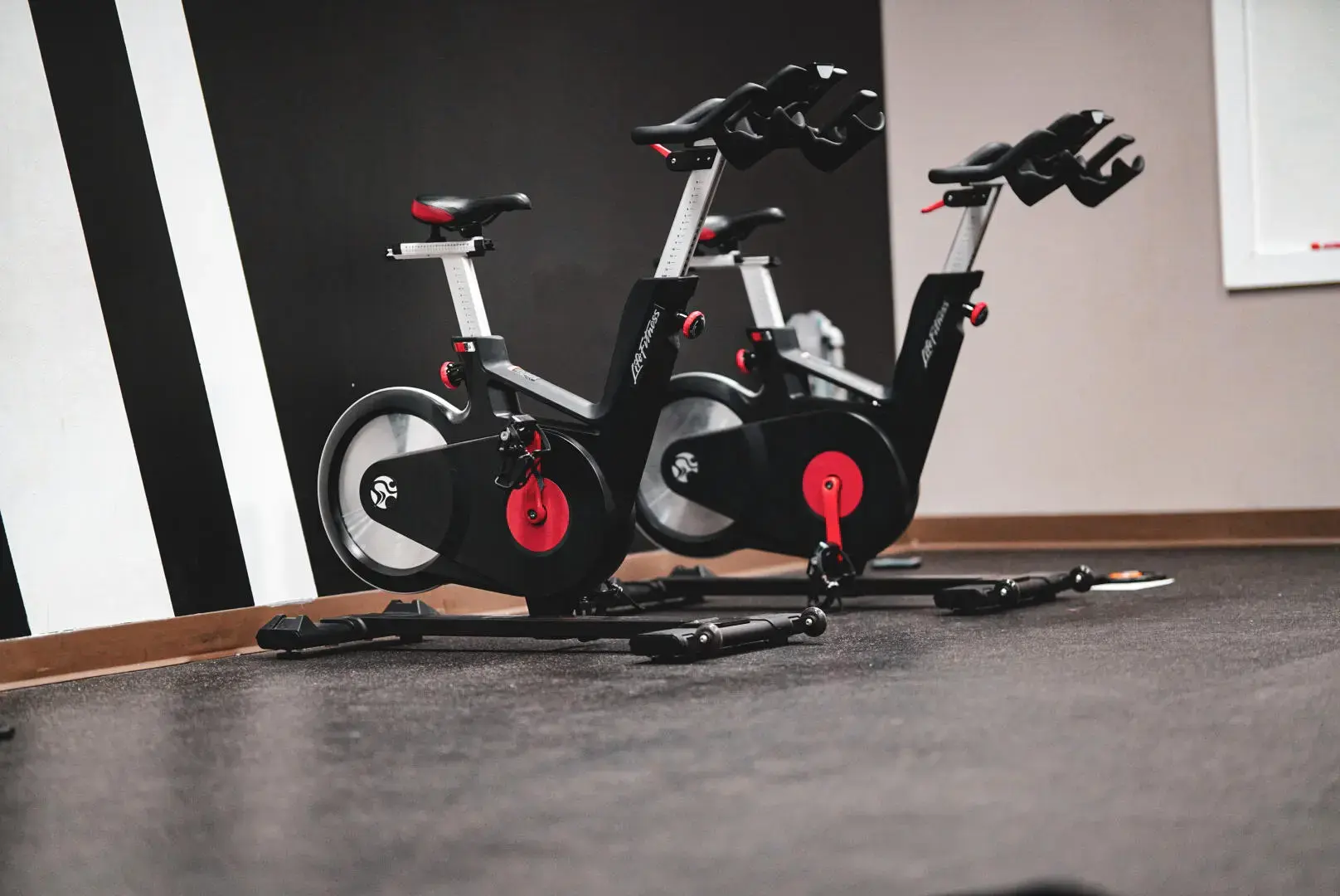 515 Fitness - Image 5 of 20