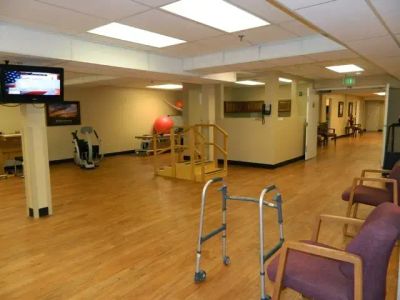 Aperion Care Vincennes - Image 2 of 20