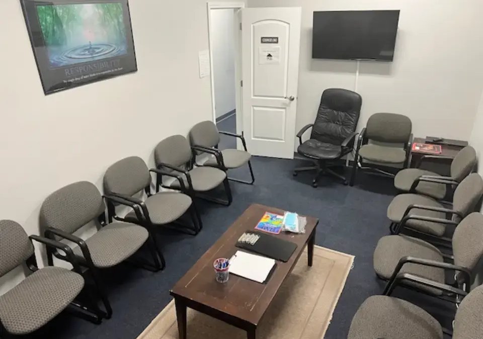 AppleGate Recovery Kokomo - Image 1 of 12