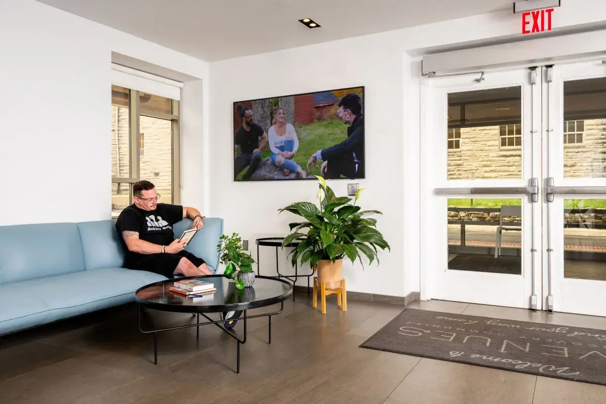 Avenues Recovery Center at Fort Wayne - Image 4 of 20