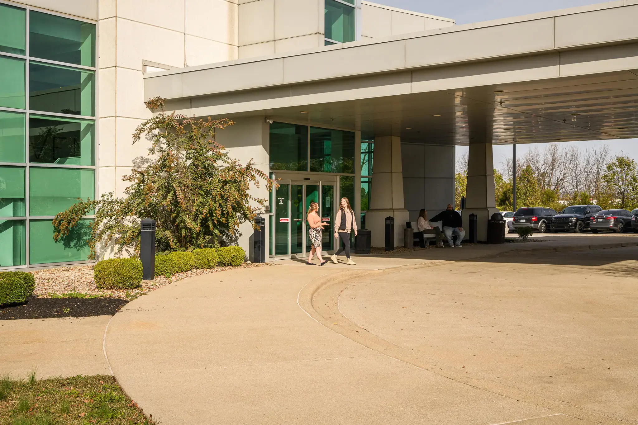 Avenues Recovery Center at Louisville - Image 15 of 20