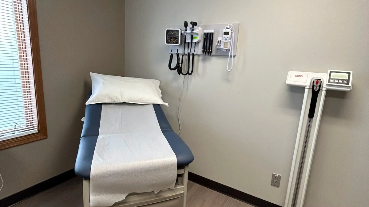 Bowen Center - Angola - Image 1 of 9