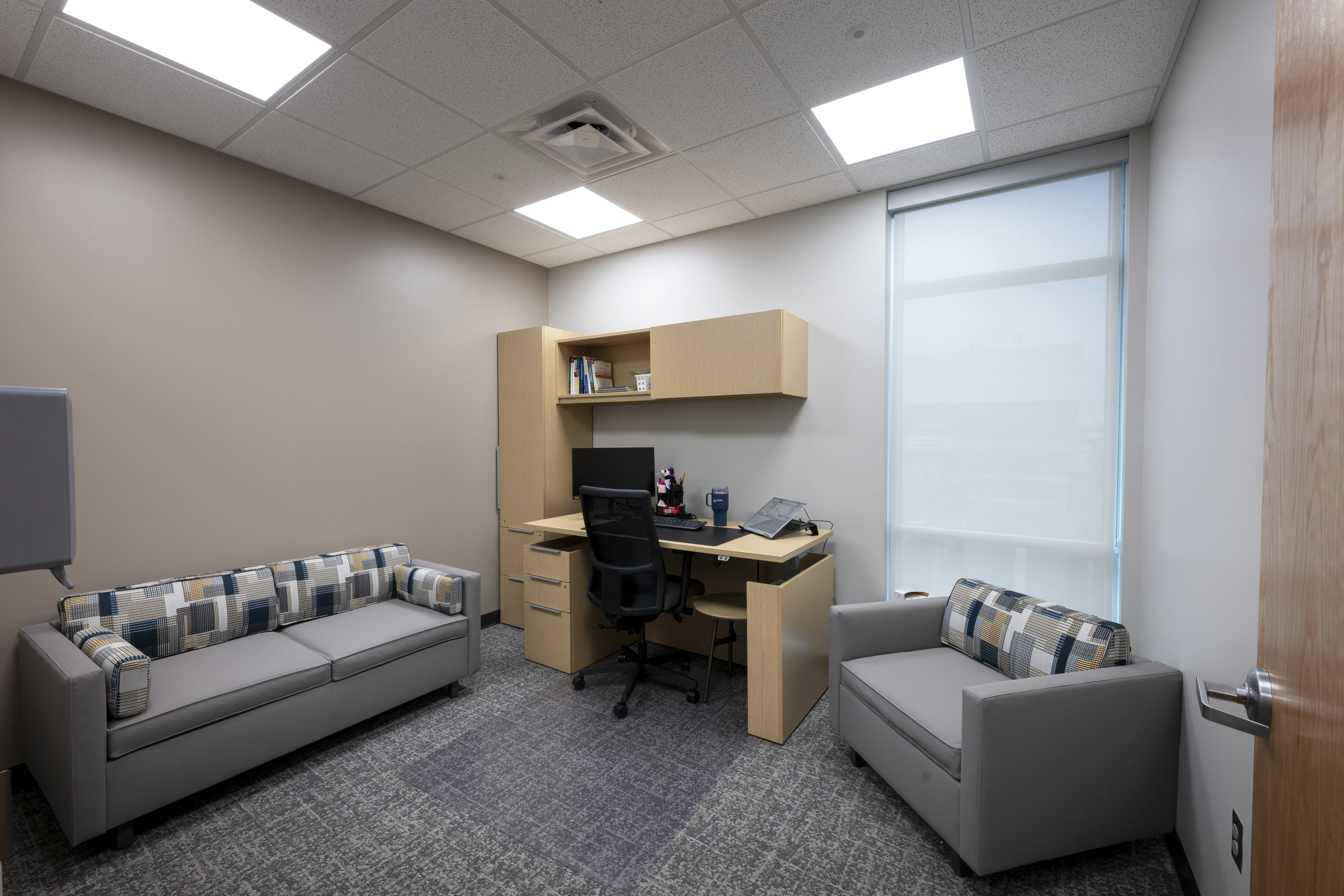 Bowen Center - Plymouth - Image 3 of 32