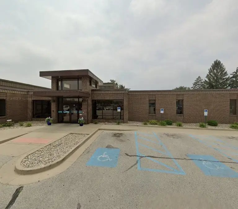 Bowen Center - Warsaw - Image 1 of 2