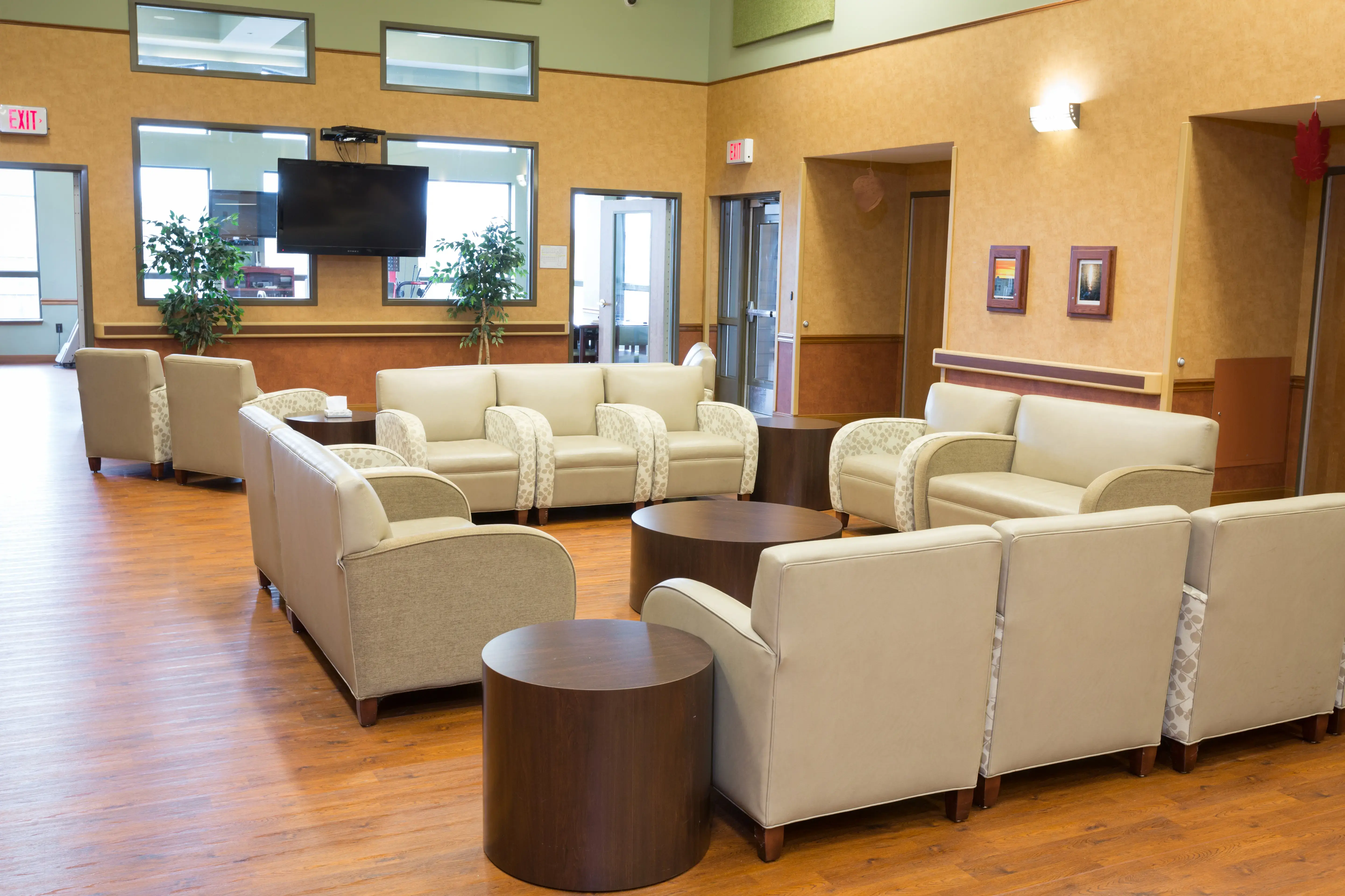 Brentwood Springs - Image 3 of 20