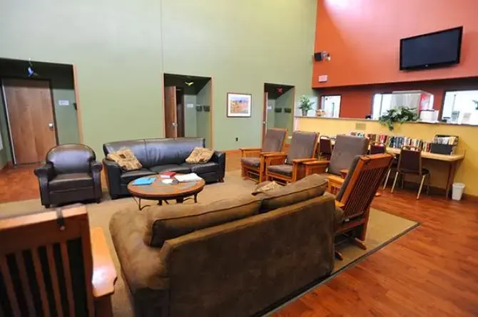 Brentwood Springs - Image 19 of 20