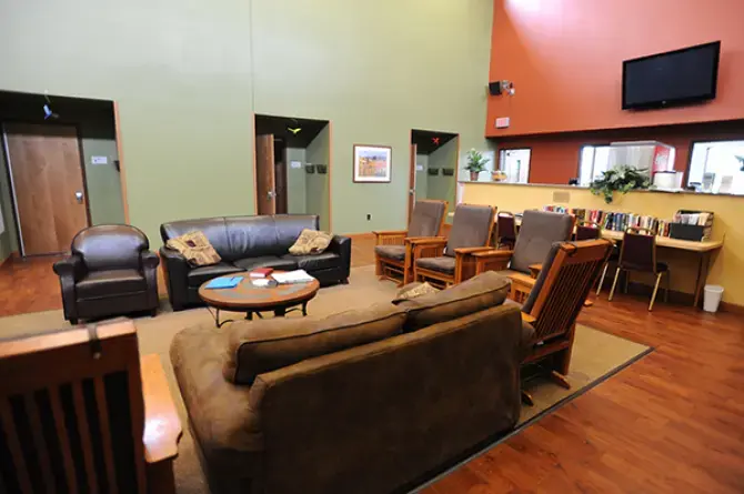 Brentwood Springs - Image 6 of 20