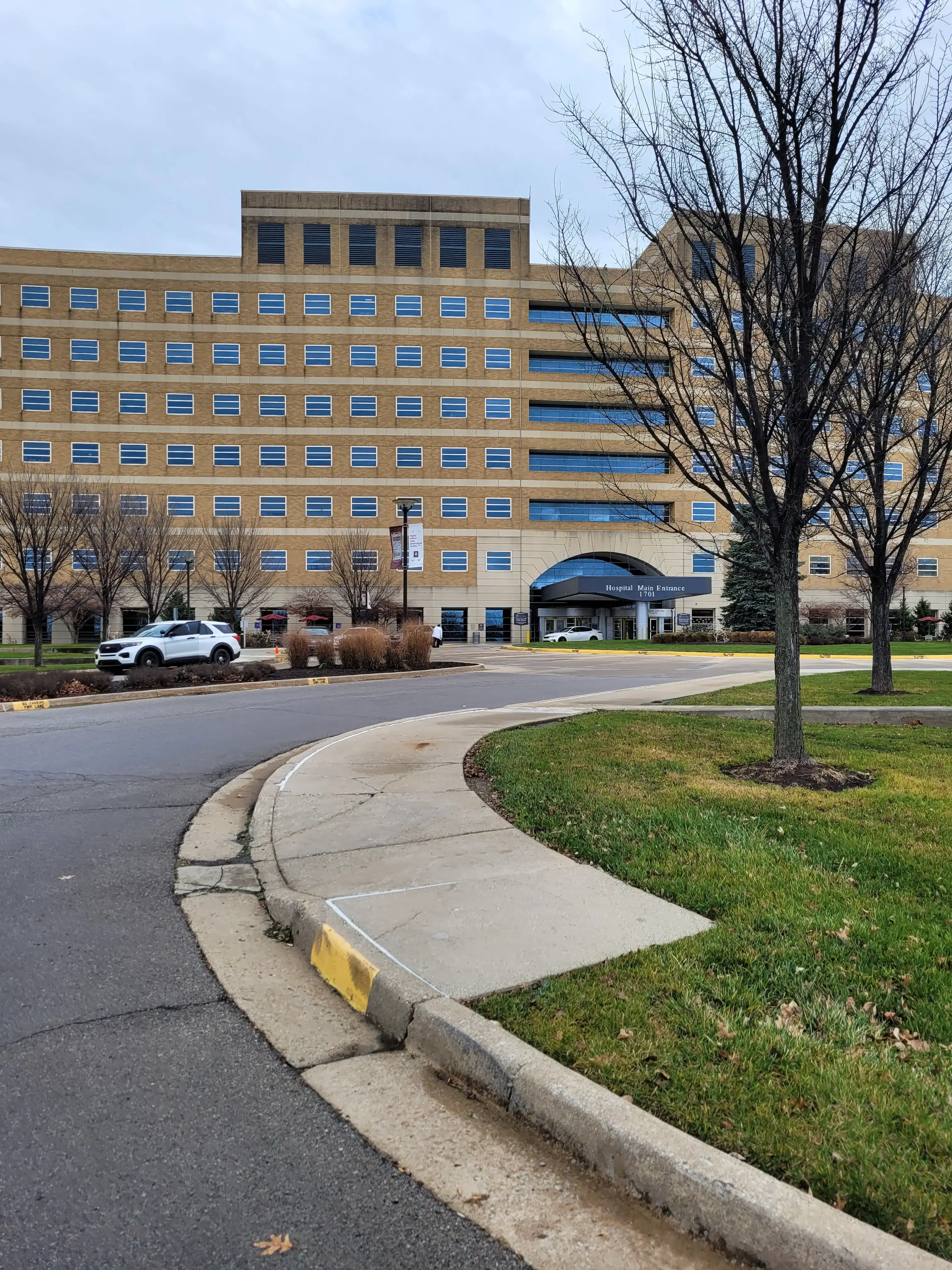 IU Health Methodist Hospital - Indianapolis - Image 2 of 20
