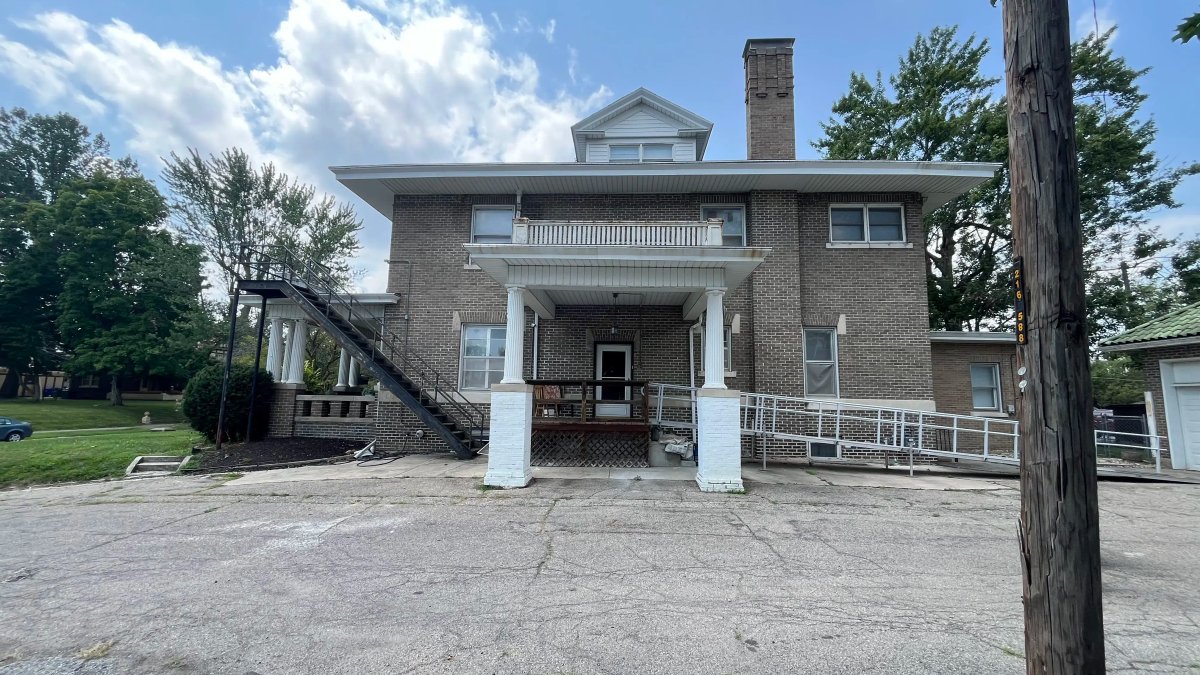 Monarch Recovery - Image 2 of 20