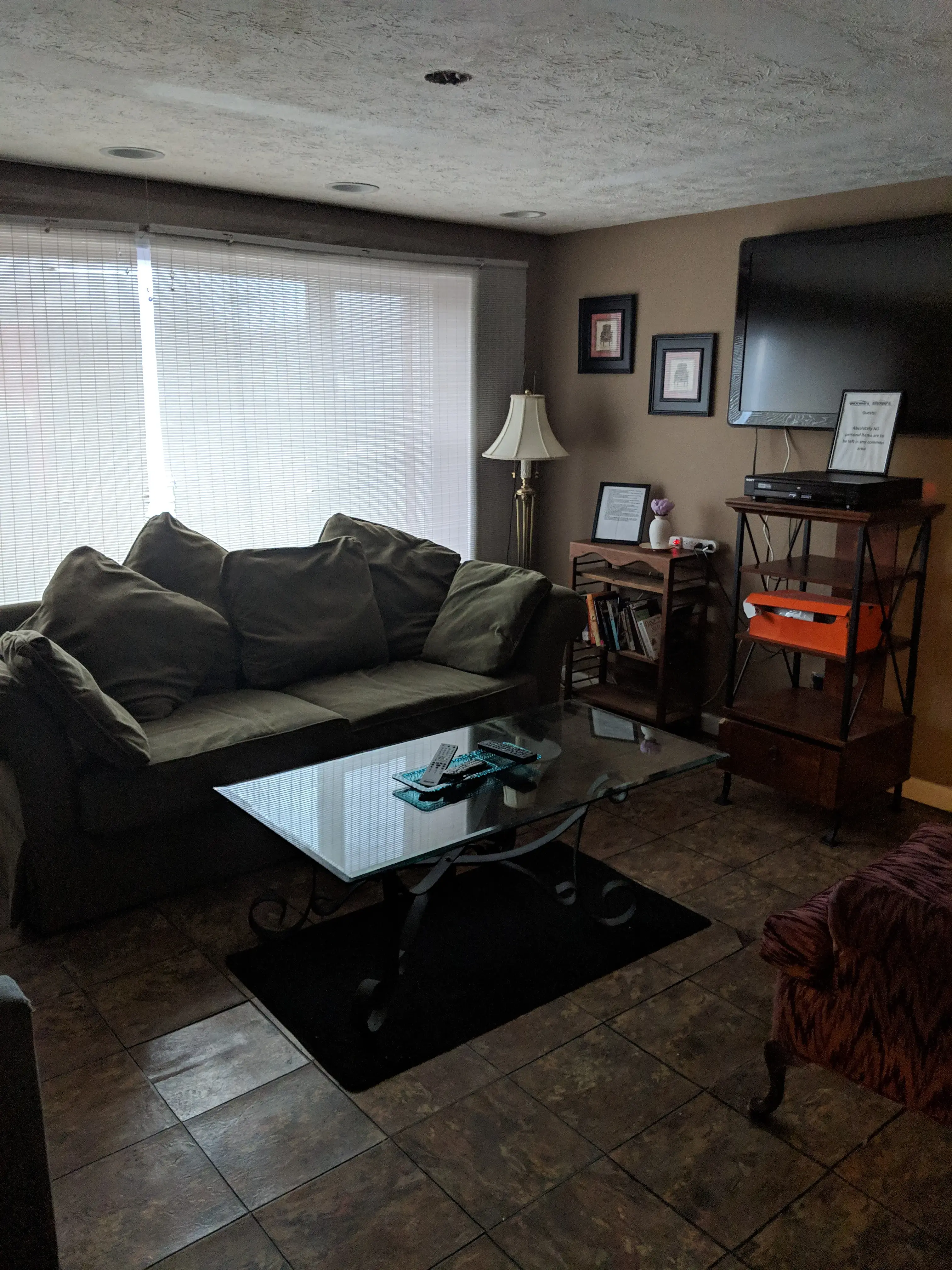 Oxford House - Indy - Image 2 of 3