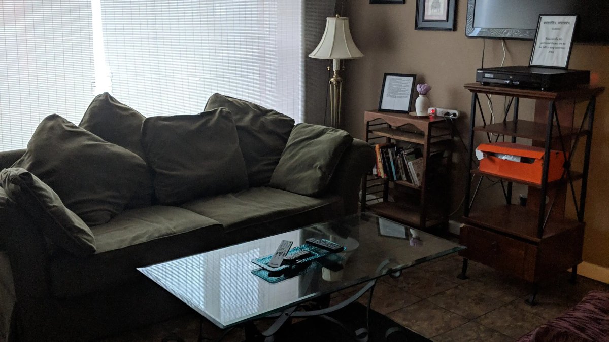 Oxford House - Indy - Image 2 of 3