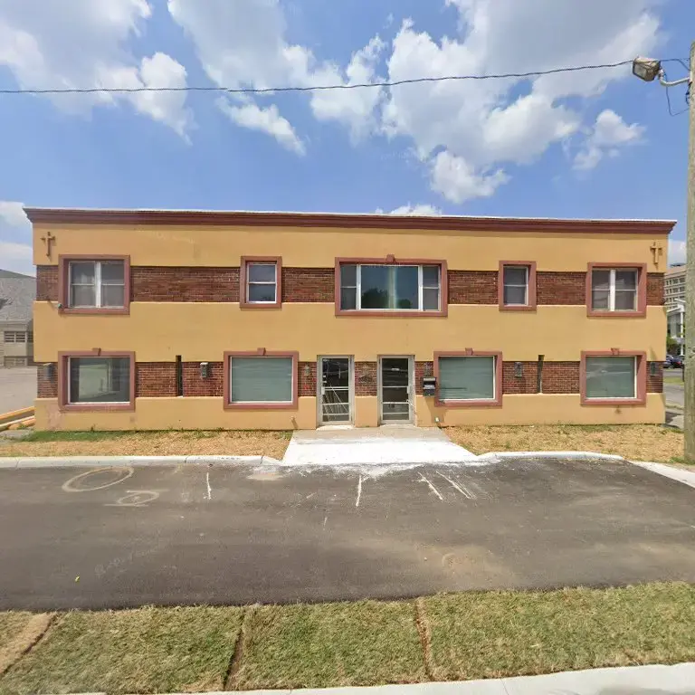 Oxford House - Indy - Image 3 of 3