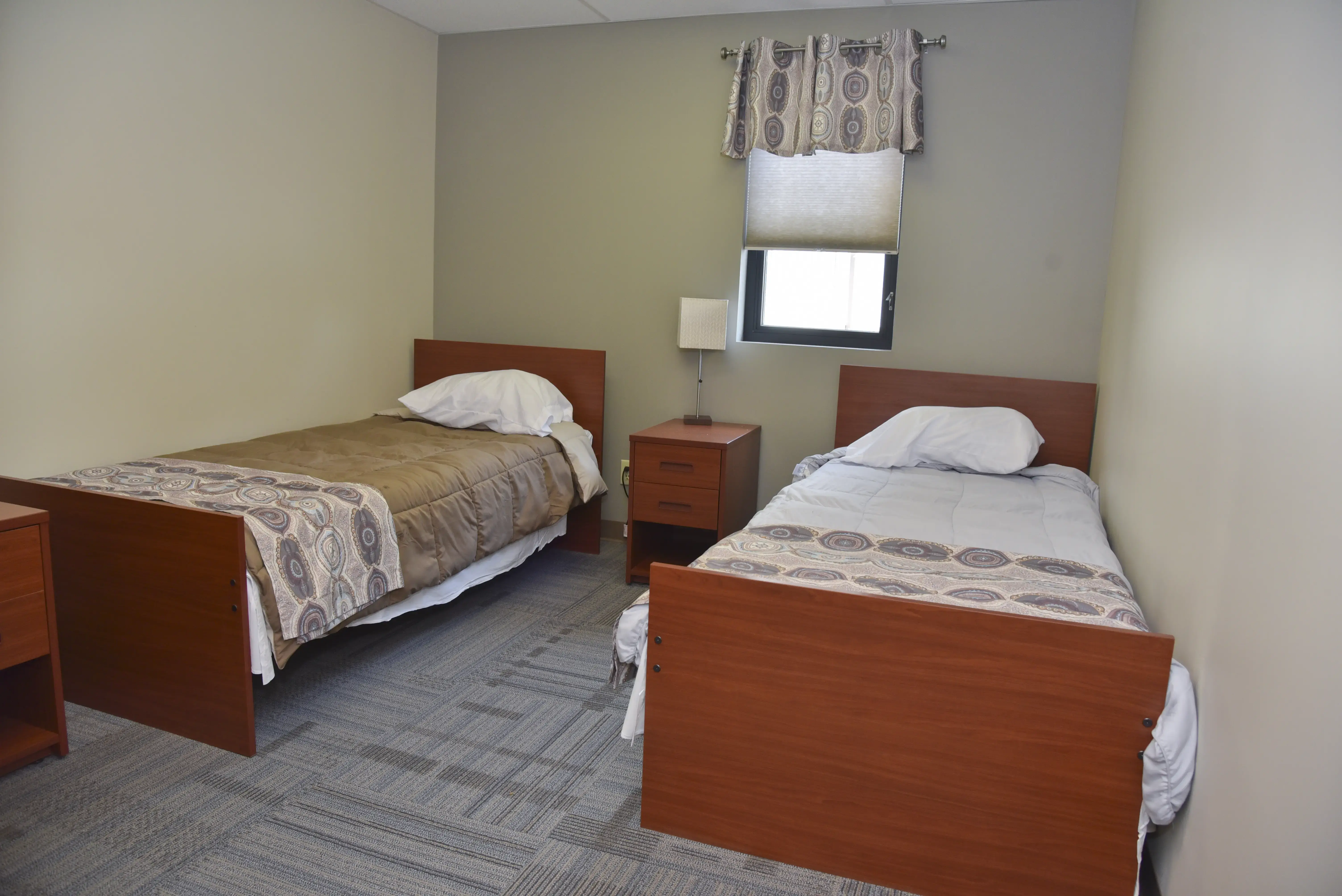 Pinnacle Treatment Centers - Recovery Works Merrillville - Image 10 of 20