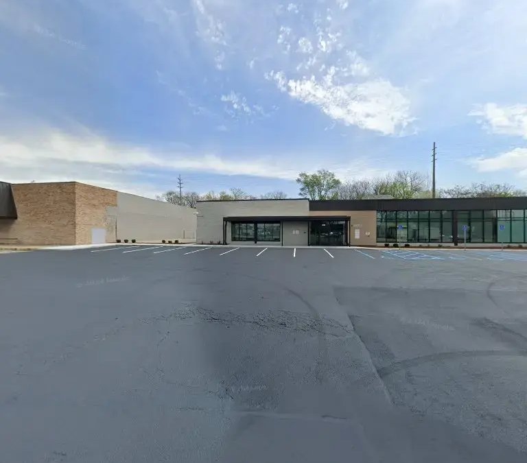 Sandra Eskenazi Mental Health Center - Image 6 of 6