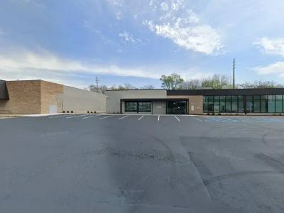 Sandra Eskenazi Mental Health Center - Image 6 of 6