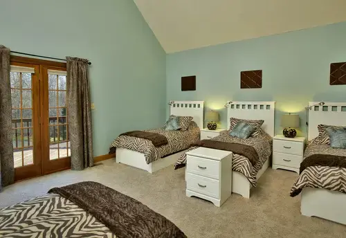 Selah House - Image 11 of 20