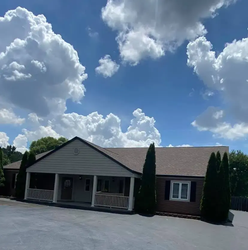 Sunrise Recovery - Drug and Alcohol Outpatient Rehab in Jeffersonville - Image 1 of 17