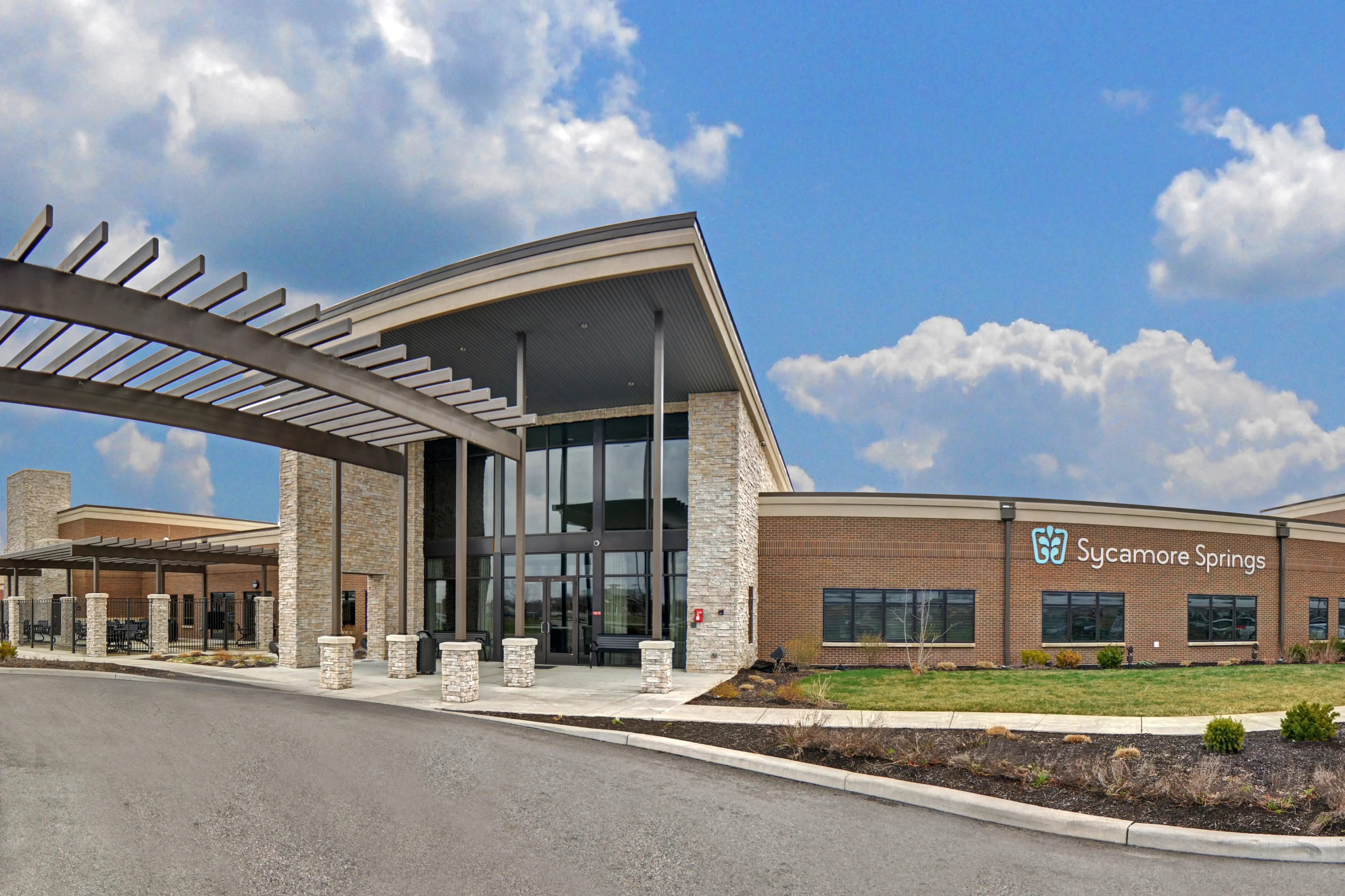 Sycamore Springs - Image 2 of 20