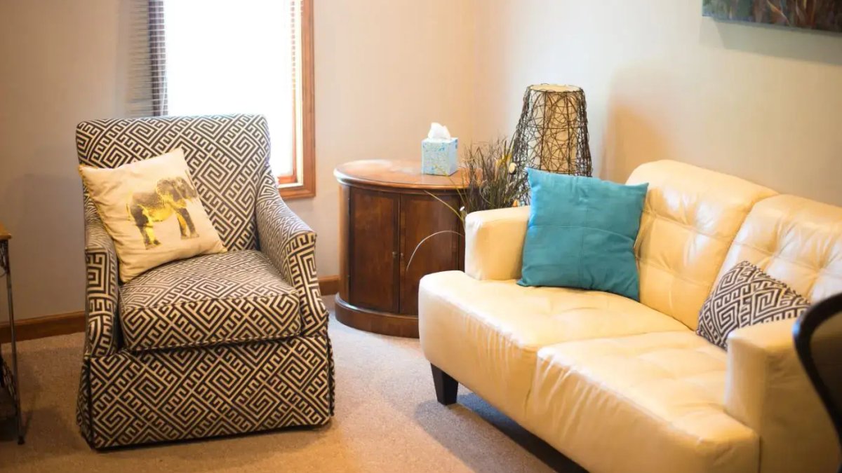 Willow Center - Image 1 of 20