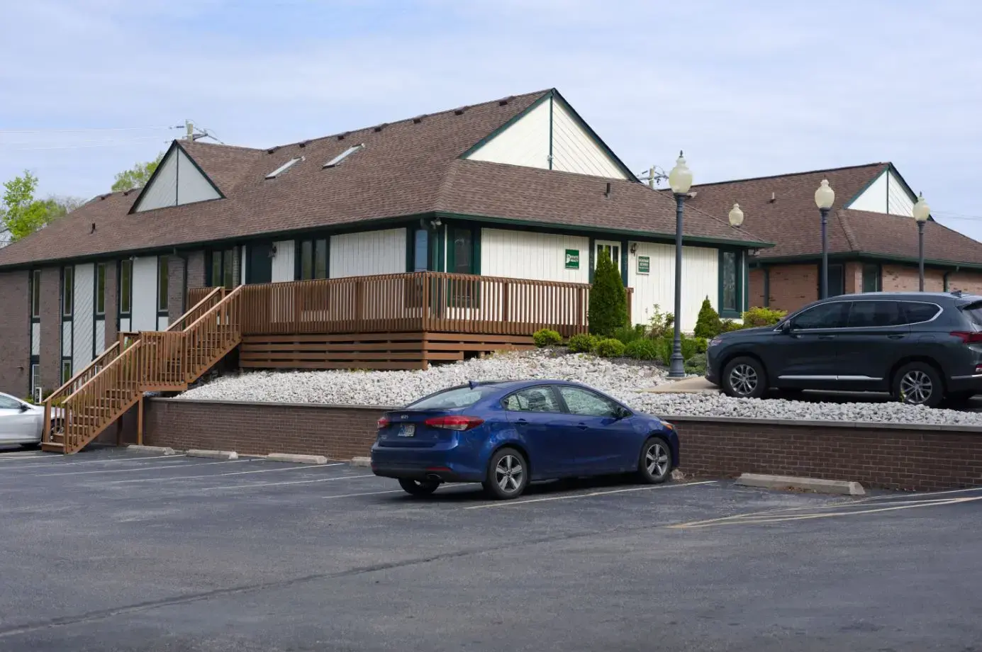 Willow Center - Image 4 of 20