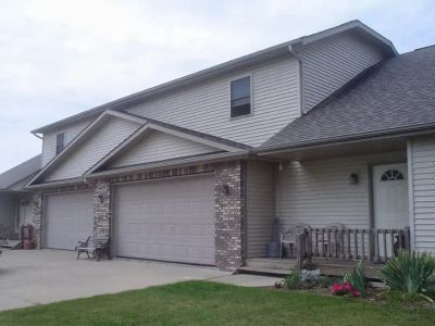 Women in Transition - Image 1 of 5